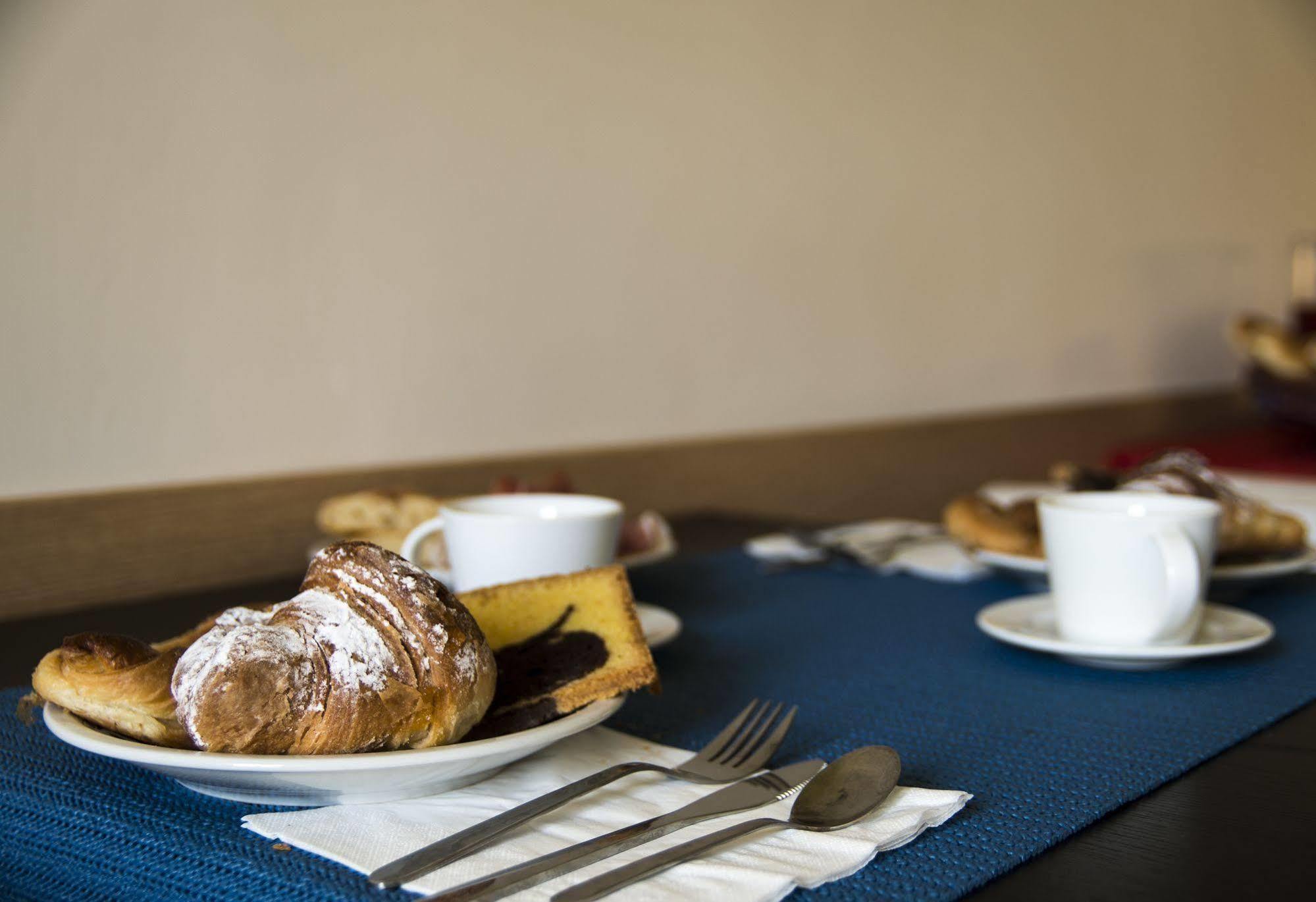 Sotto Il Sole Di Roma Bed & Breakfast Dış mekan fotoğraf